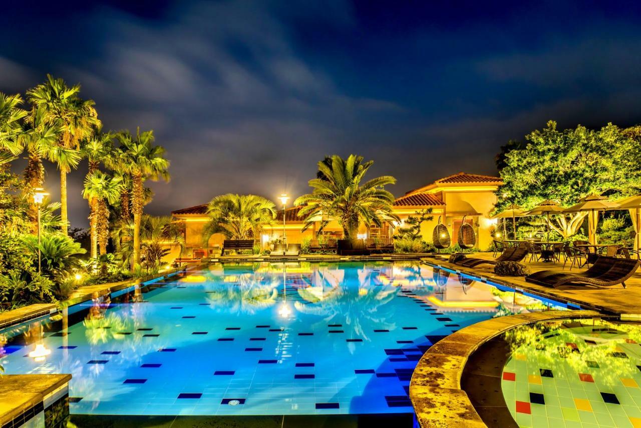 Palm Valley Resort Seogwipo Exterior photo