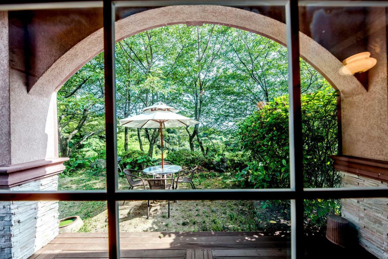 Palm Valley Resort Seogwipo Exterior photo